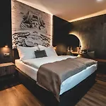 Mediterraneo Luxury 5*