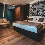 Mediterraneo Luxury فندق مبيت وإفطار