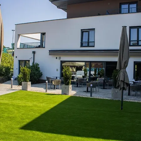 فندق مبيت وإفطار Mediterraneo Luxury 5*
